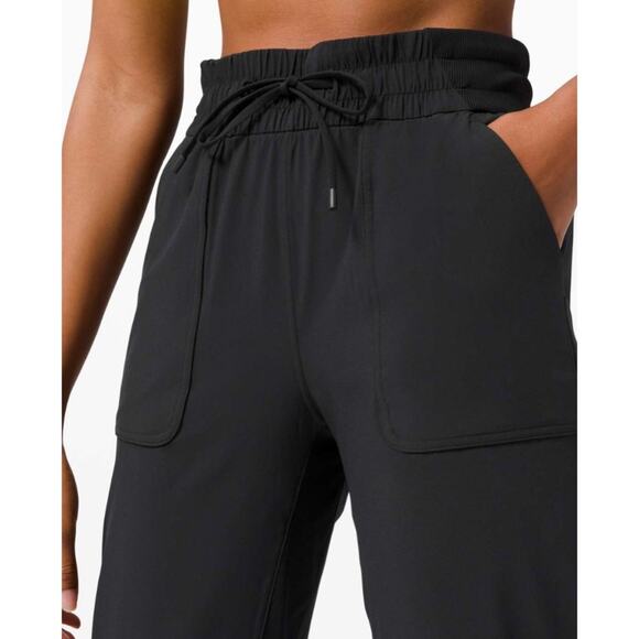 Lululemon Beyond the Studio Drawstring Crop Pants Black Size 6 Athleisure Travel - Picture 3 of 16